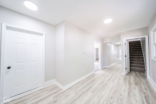1322 S E Street, Elwood, IN 46036