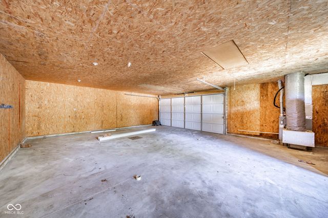 1322 S E Street, Elwood, IN 46036