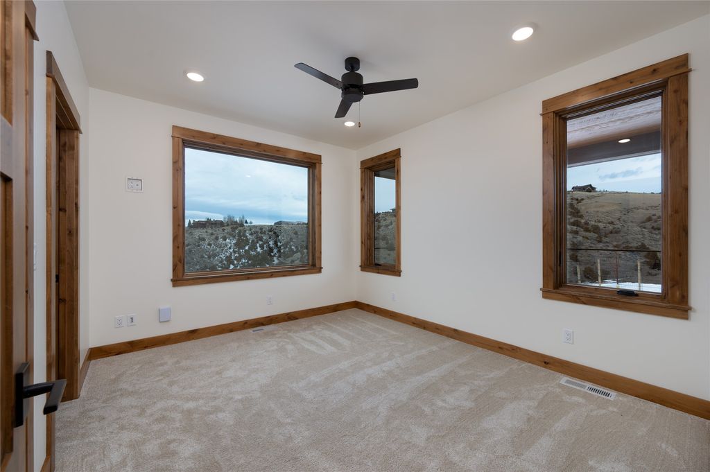 499 Saddle Ridge Road, Manhattan, MT 59741 photo 29