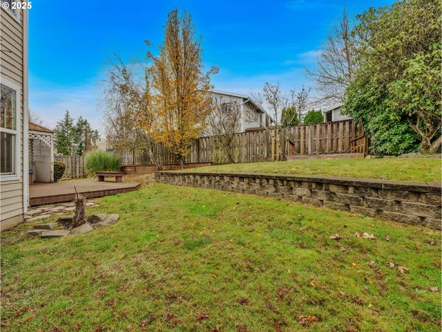 2568 Sw ORCHARD Ct, Gresham, OR 97080