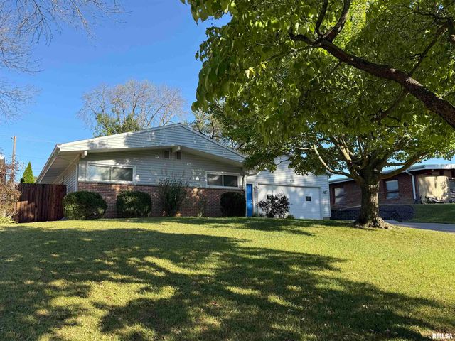 707 EDGEWOOD Drive, Quincy, IL 62301