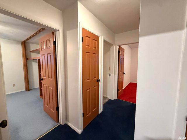 707 EDGEWOOD Drive, Quincy, IL 62301