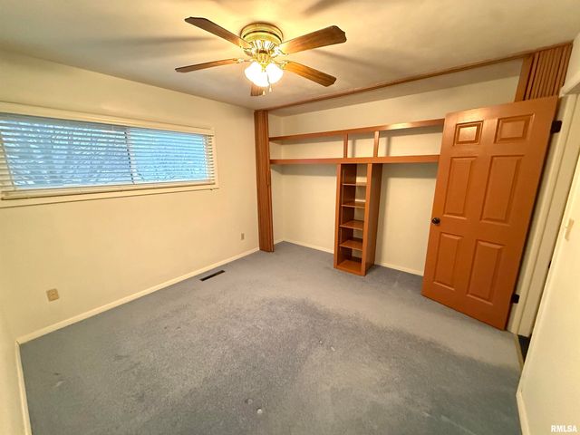 707 EDGEWOOD Drive, Quincy, IL 62301