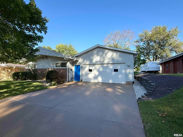 707 EDGEWOOD Drive, Quincy, IL 62301