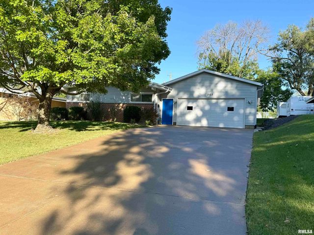 707 EDGEWOOD Drive, Quincy, IL 62301