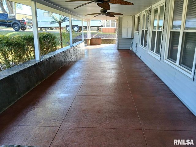 707 EDGEWOOD Drive, Quincy, IL 62301