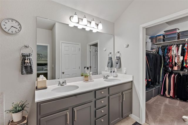 212 Somerville ST, Leander, TX 78641