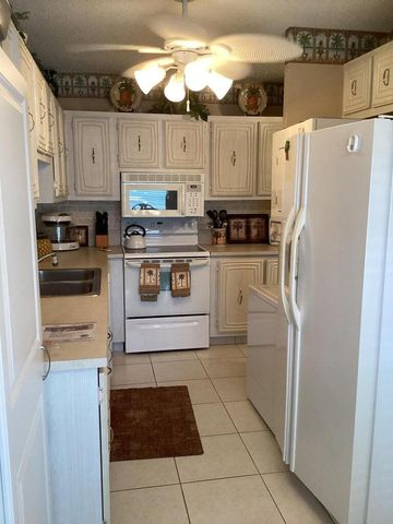 20860 Covington Drive 1410, Boca Raton, FL 33433