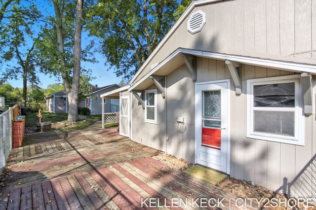 3342 Dumont Lake Drive, Allegan Twp, MI 49010