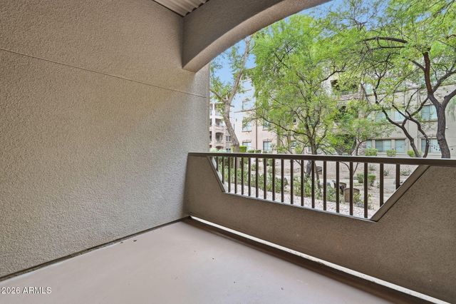 5450 E DEER VALLEY Drive 1200, Phoenix, AZ 85054