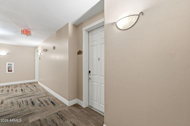 5450 E DEER VALLEY Drive 1200, Phoenix, AZ 85054