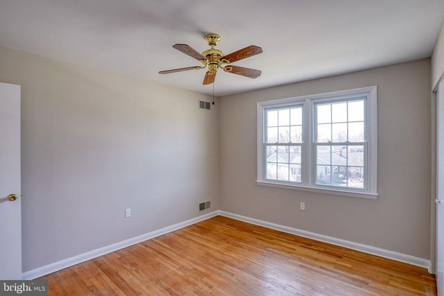 2421 DORVAL RD, Wilmington, DE 19810