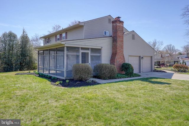 2421 DORVAL RD, Wilmington, DE 19810