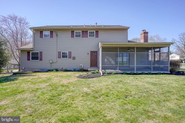 2421 DORVAL RD, Wilmington, DE 19810