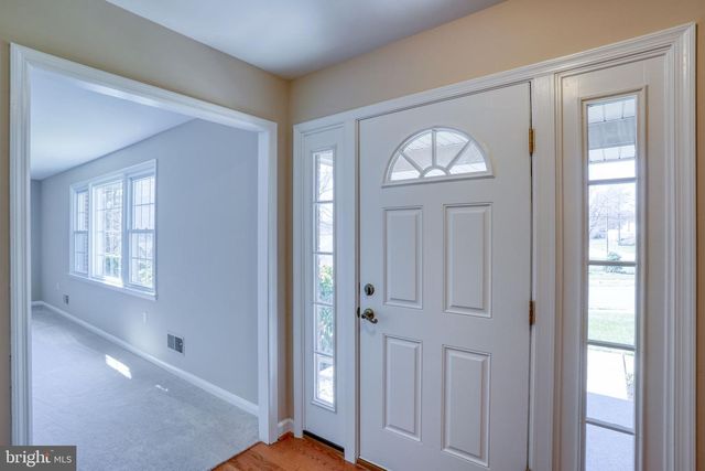 2421 DORVAL RD, Wilmington, DE 19810