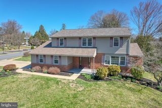 2421 DORVAL RD, Wilmington, DE 19810