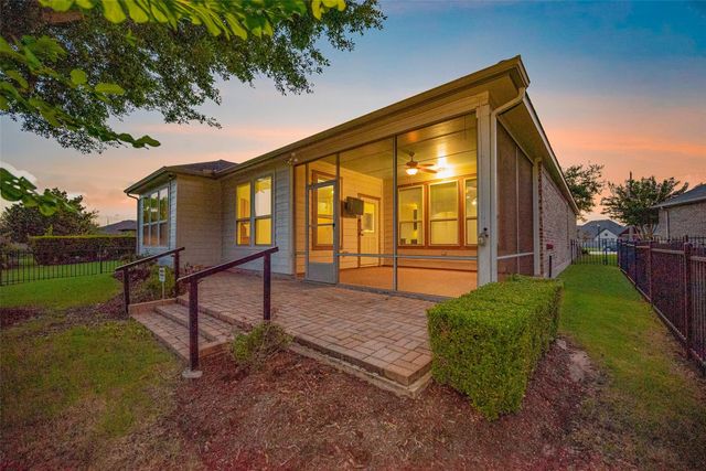 2911 Bur Oak Court, Richmond, TX 77469