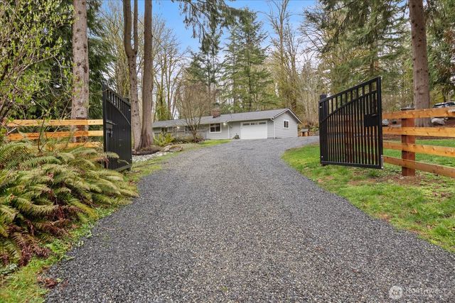 13425 N Echo Lake Road, Snohomish, WA 98296