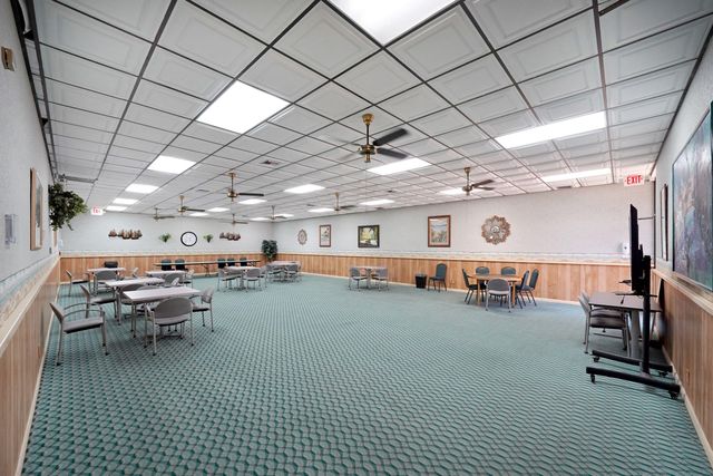 900 Colony Point Circle 205, Pembroke Pines, FL 33026