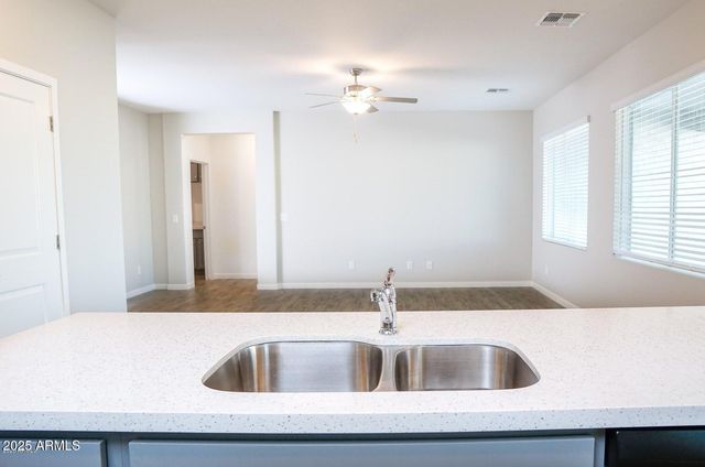 15835 N 65TH Avenue, Glendale, AZ 85306