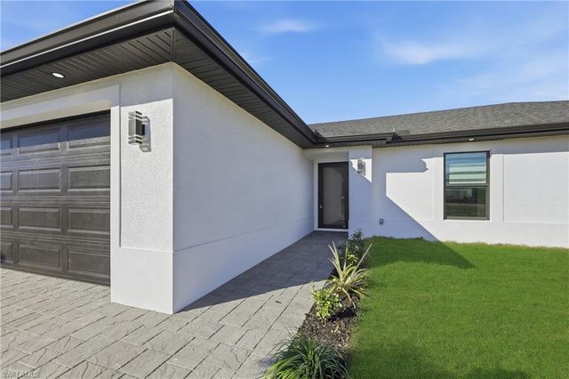 531 NW 15th ST, Cape Coral, FL 33993