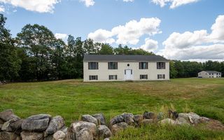 6 Johnson Meadow Rd # And # B, Hampstead, NH 03841