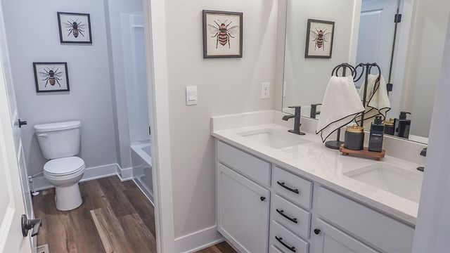 635 NW Concord Lane, Waukee, IA 50263