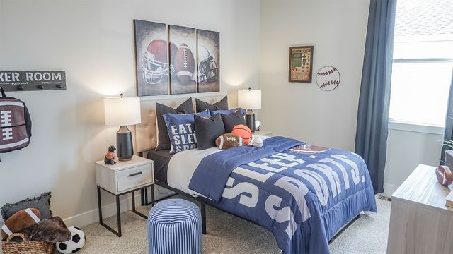 635 NW Concord Lane, Waukee, IA 50263