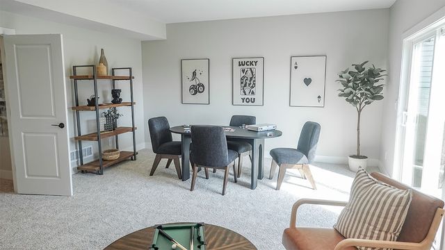 635 NW Concord Lane, Waukee, IA 50263