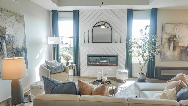 635 NW Concord Lane, Waukee, IA 50263