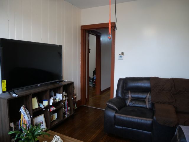 4417 S Campbell Avenue, Chicago, IL 60632