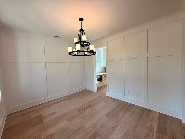 5595 Meadowstone Walk, Kennesaw, GA 30152