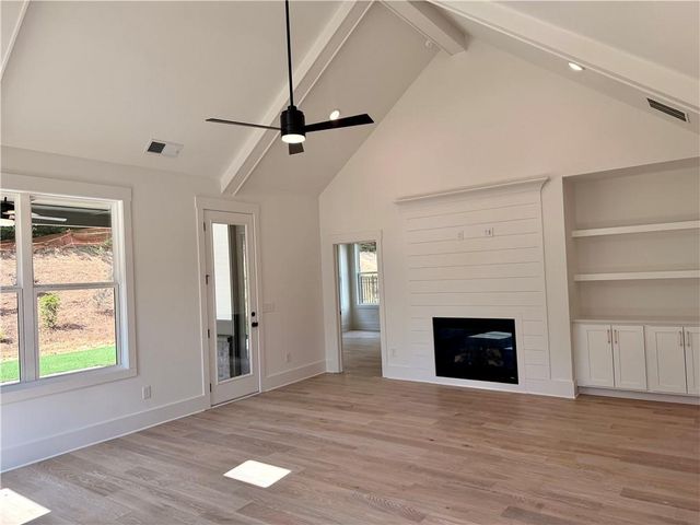 5595 Meadowstone Walk, Kennesaw, GA 30152
