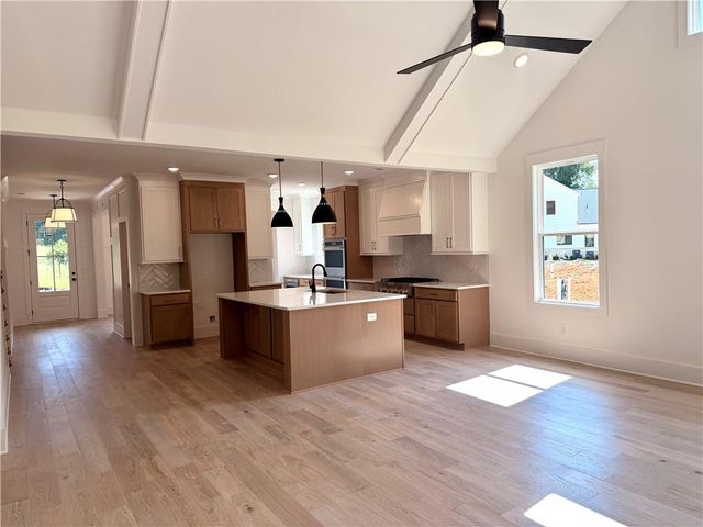 5595 Meadowstone Walk, Kennesaw, GA 30152
