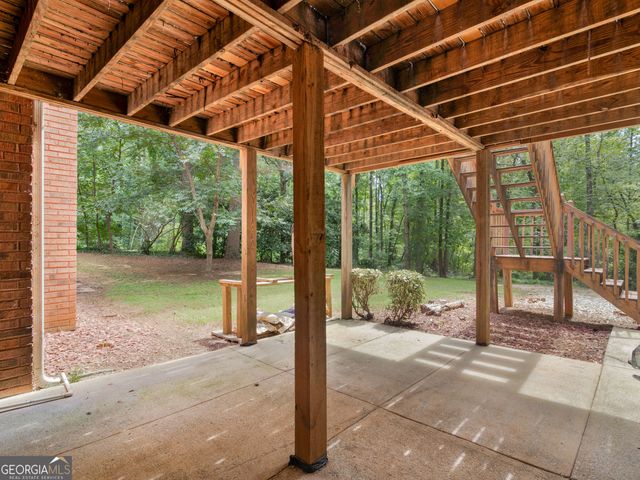 231 Whitesand Bay Drive, Stockbridge, GA 30281