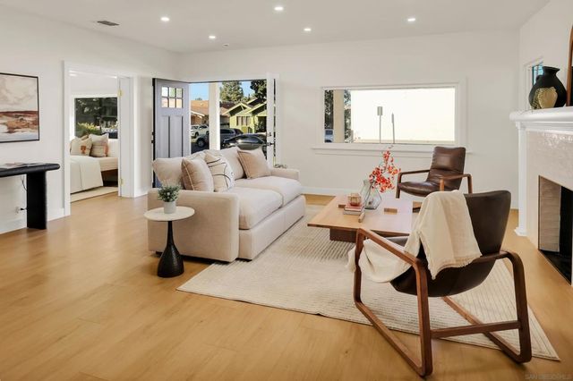 1900 W 41St St, Los Angeles, CA 90062