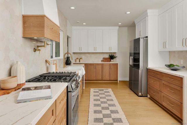 1900 W 41St St, Los Angeles, CA 90062