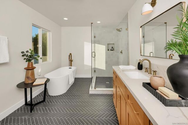 1900 W 41St St, Los Angeles, CA 90062