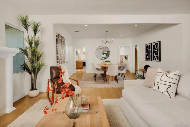 1900 W 41St St, Los Angeles, CA 90062