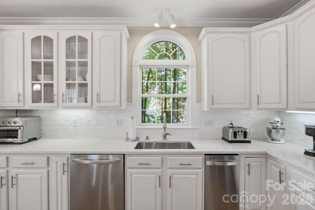 5210 Addington Court, Charlotte, NC 28277