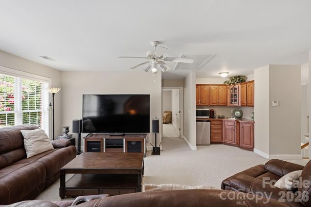 5210 Addington Court, Charlotte, NC 28277