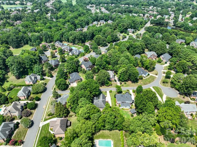 5210 Addington Court, Charlotte, NC 28277