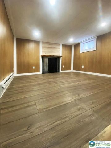 1978 Leithsville Road, Hellertown Boro, PA 18055