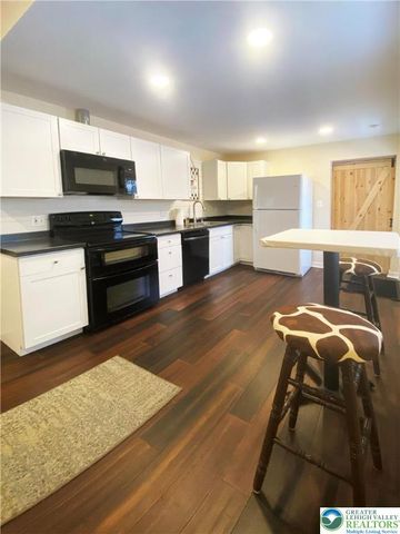 1978 Leithsville Road, Hellertown Boro, PA 18055