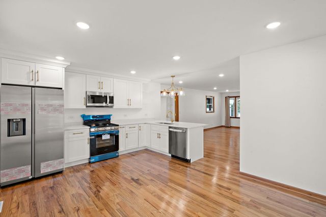 12323 S Cline Avenue, Crown Point, IN 46307