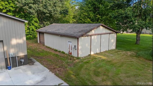 10731 Swan Creek Road, Saginaw, MI 48609