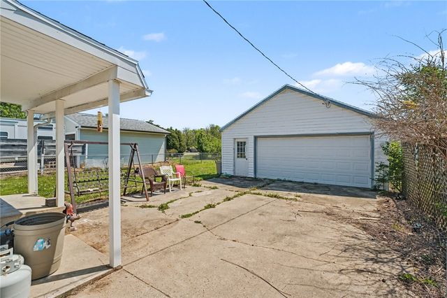 633 Floral Avenue, Troy, OH 45373