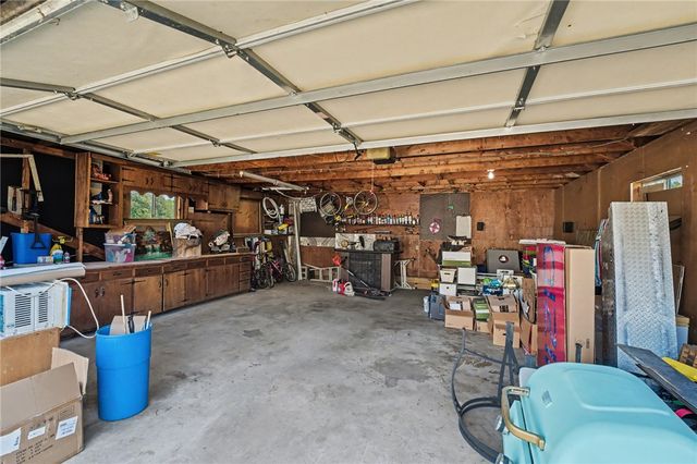 633 Floral Avenue, Troy, OH 45373