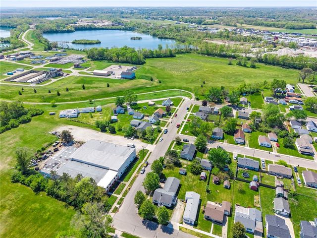 633 Floral Avenue, Troy, OH 45373