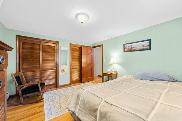 6 Glenwood Lane, Merrimack, NH 03054